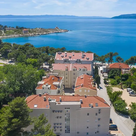 Daire Beach Apartment Makarska *